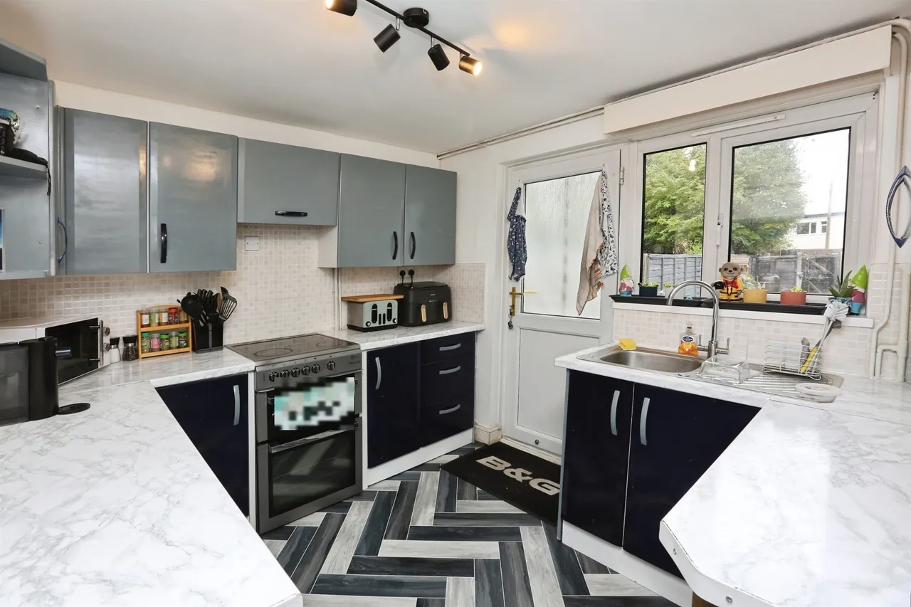 Aldermoor Road, Gosport, photo 4