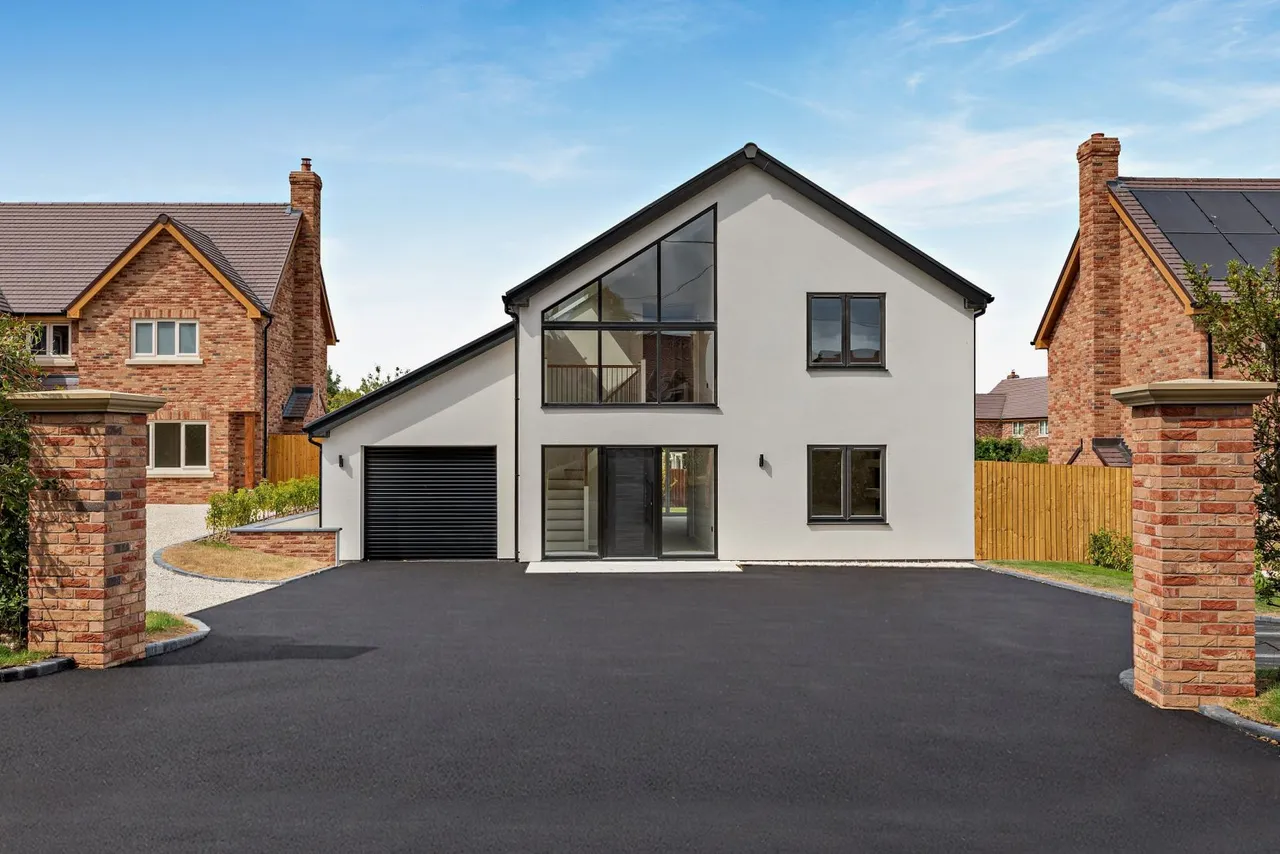 4 bed house for sale — Driftwood, Walford Heath, Shrewsbury, Shropshire, SY4 2HT