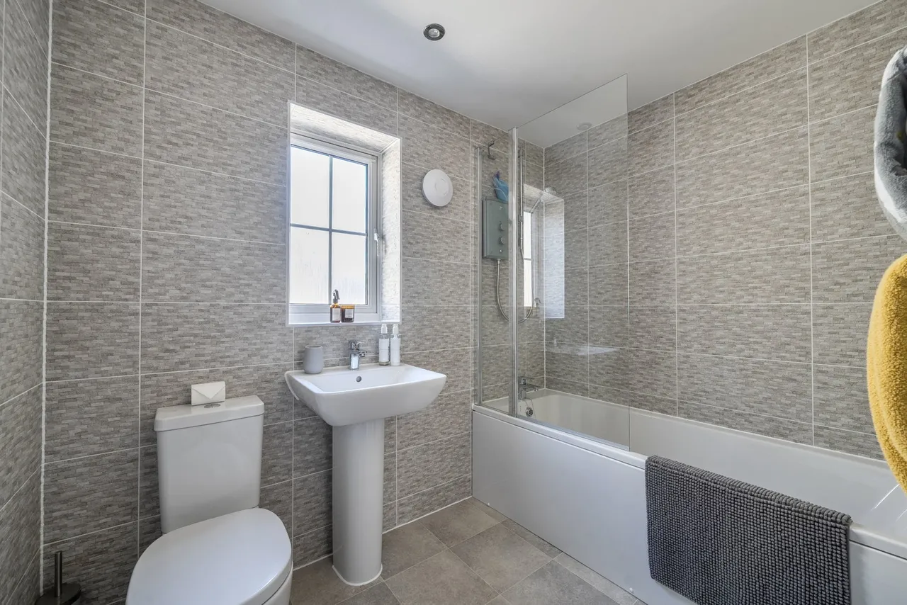 Drovers Green, Yatton Keynell, SN14, photo 16
