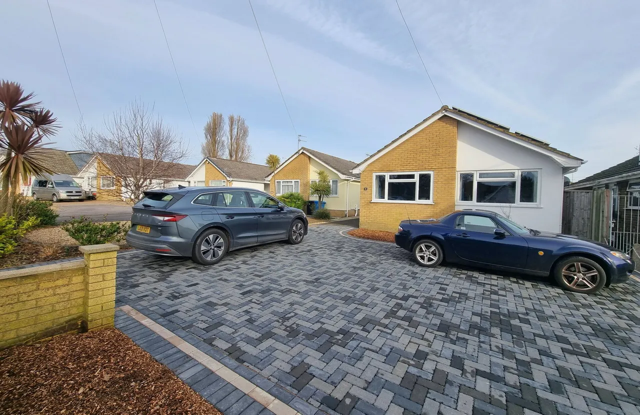 Creekmoor Lane, Poole, BH17 7BS, photo 11