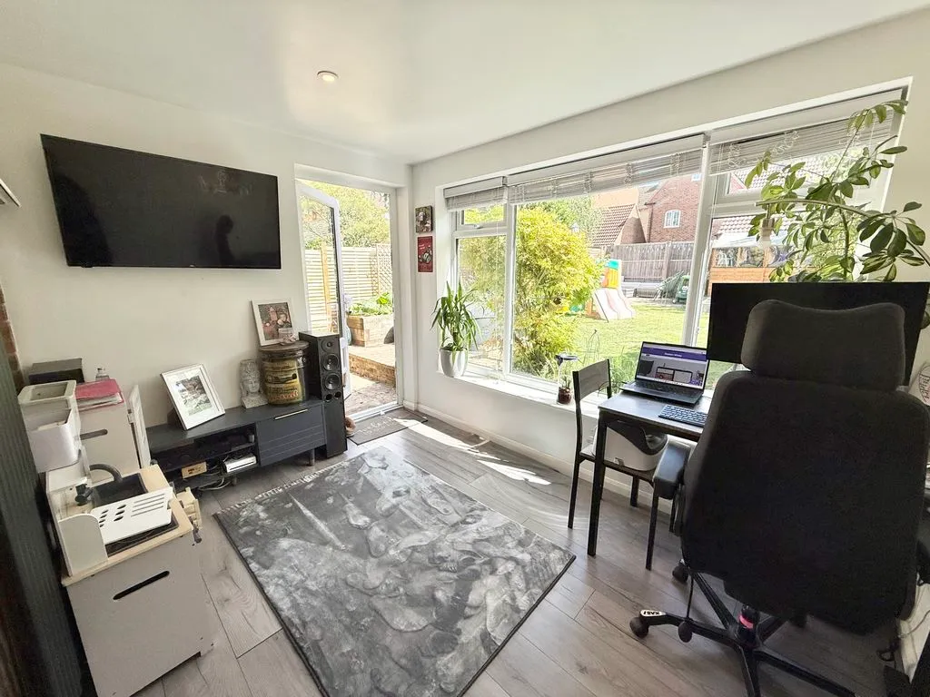 Gibson Drive, Leighton Buzzard LU7 4HF, photo 5