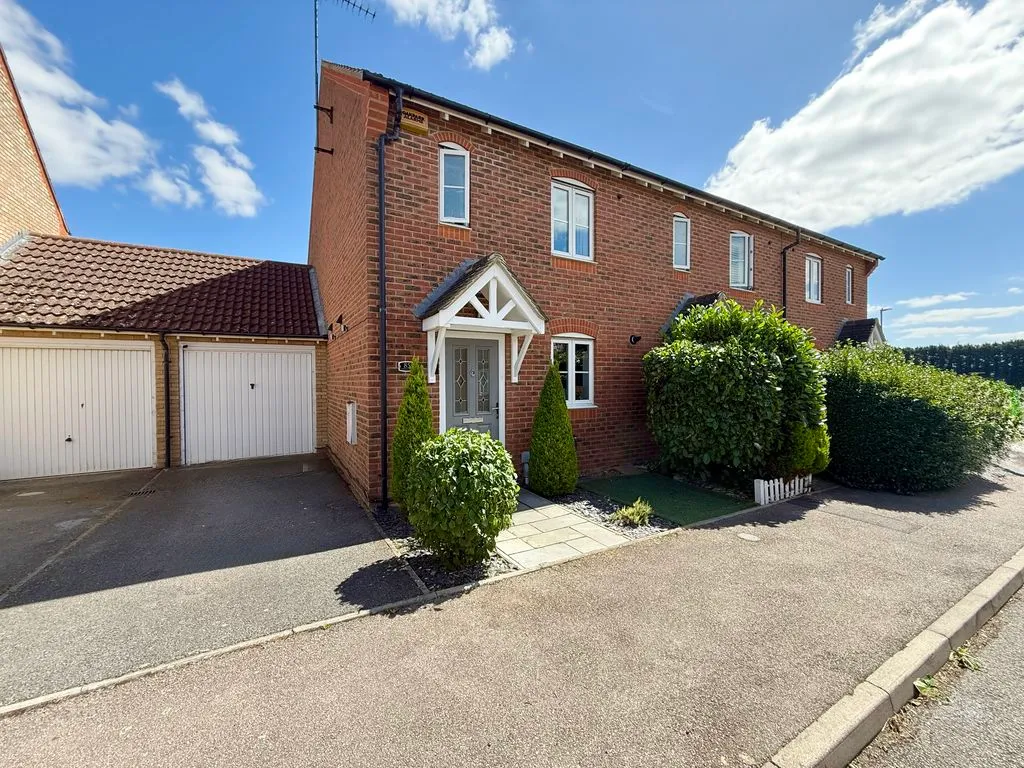 Gibson Drive, Leighton Buzzard LU7 4HF, photo 14