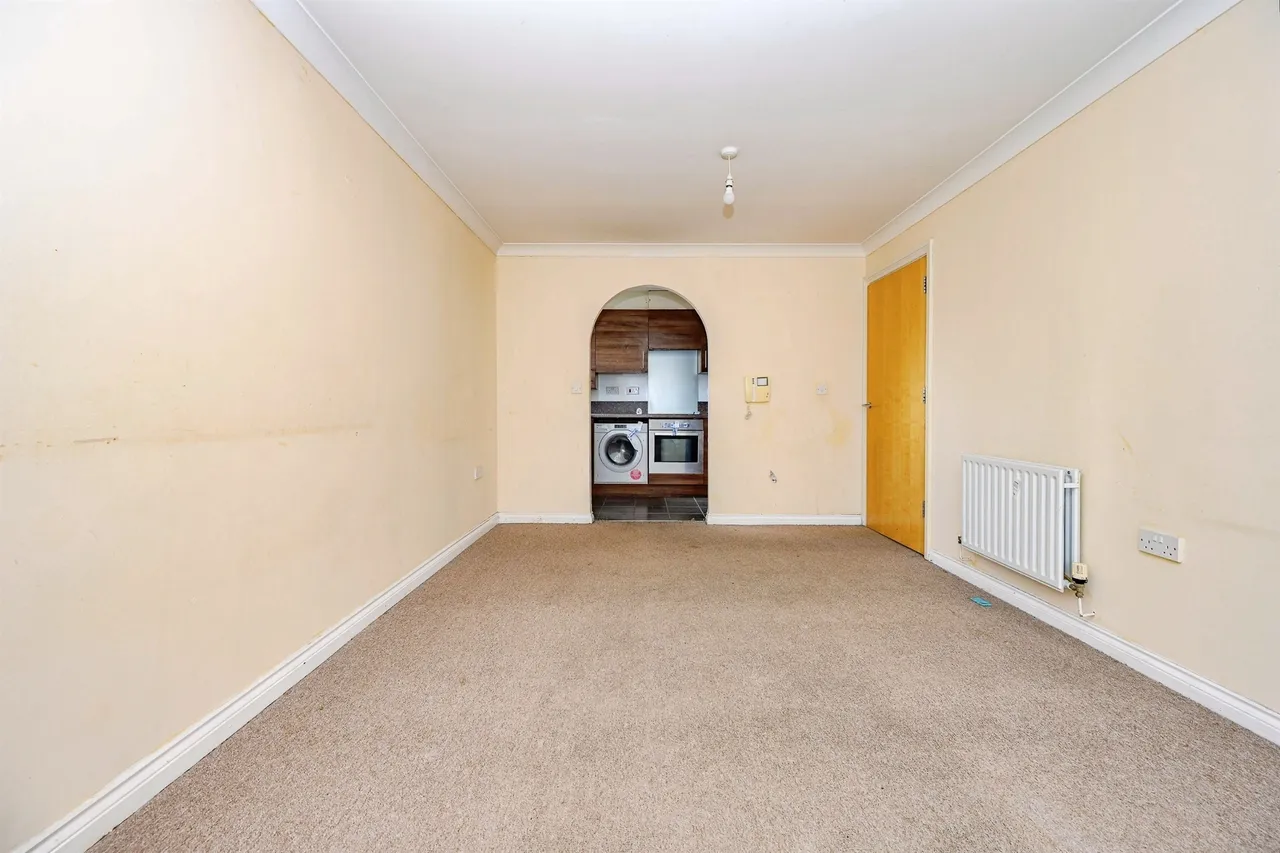 St. Albans Road, Watford, WD25, photo 14