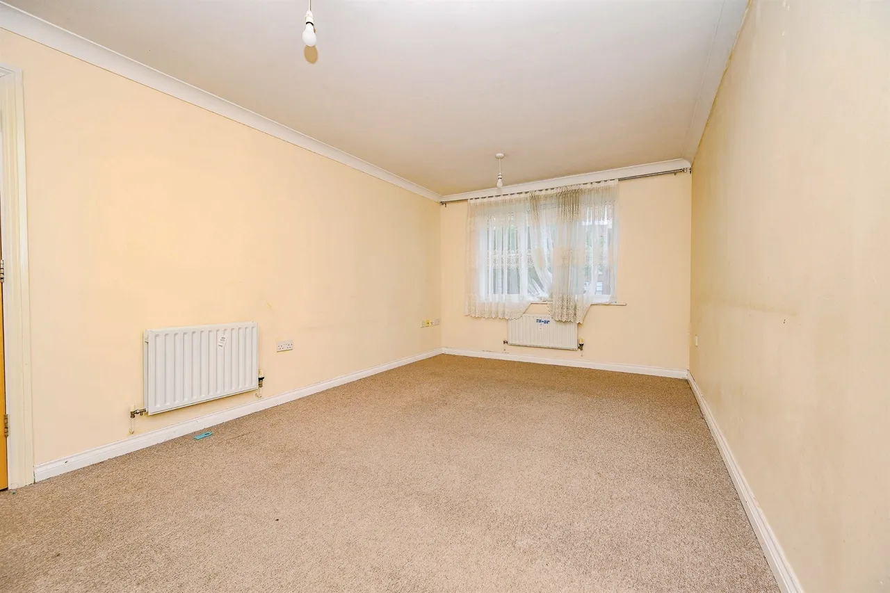 St. Albans Road, Watford, WD25, photo 5