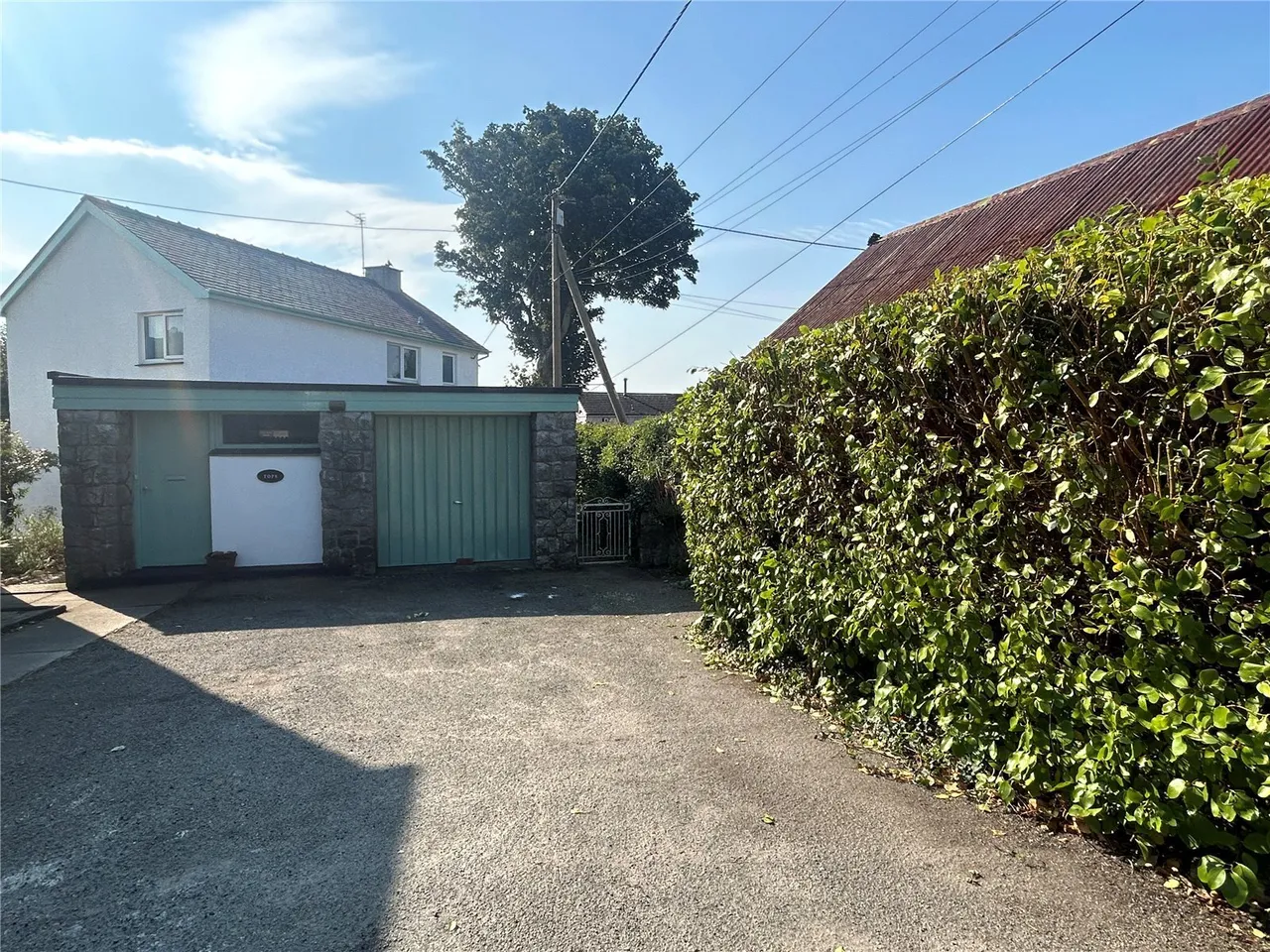 The Square, Pentraeth, LL75, photo 12