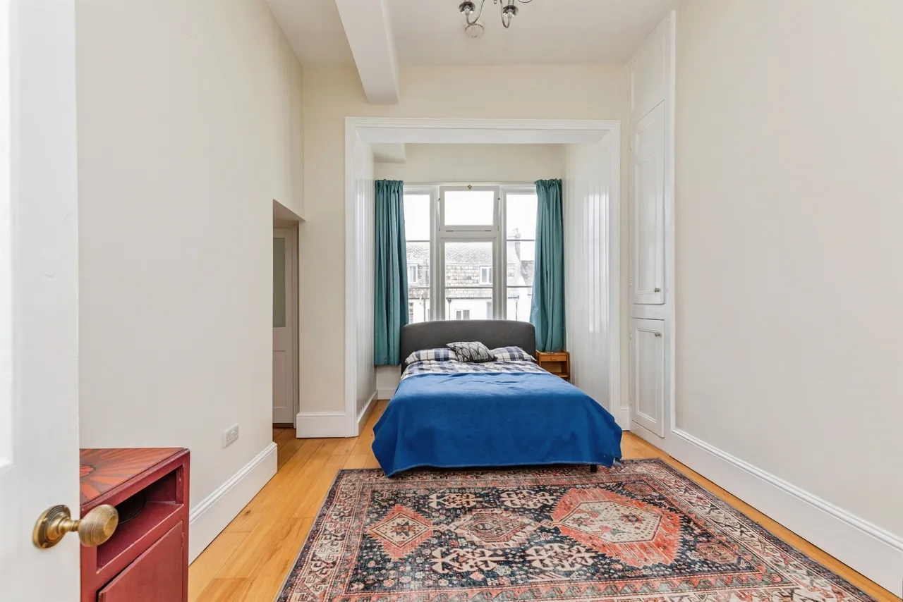 Wellington Square, Hastings, TN34, photo 12