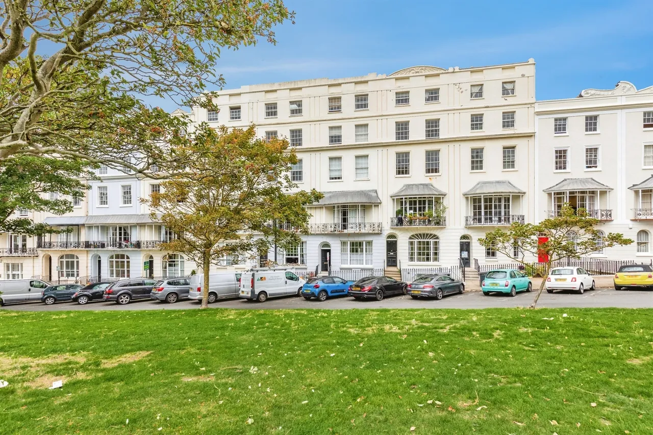 Wellington Square, Hastings, TN34, photo 16