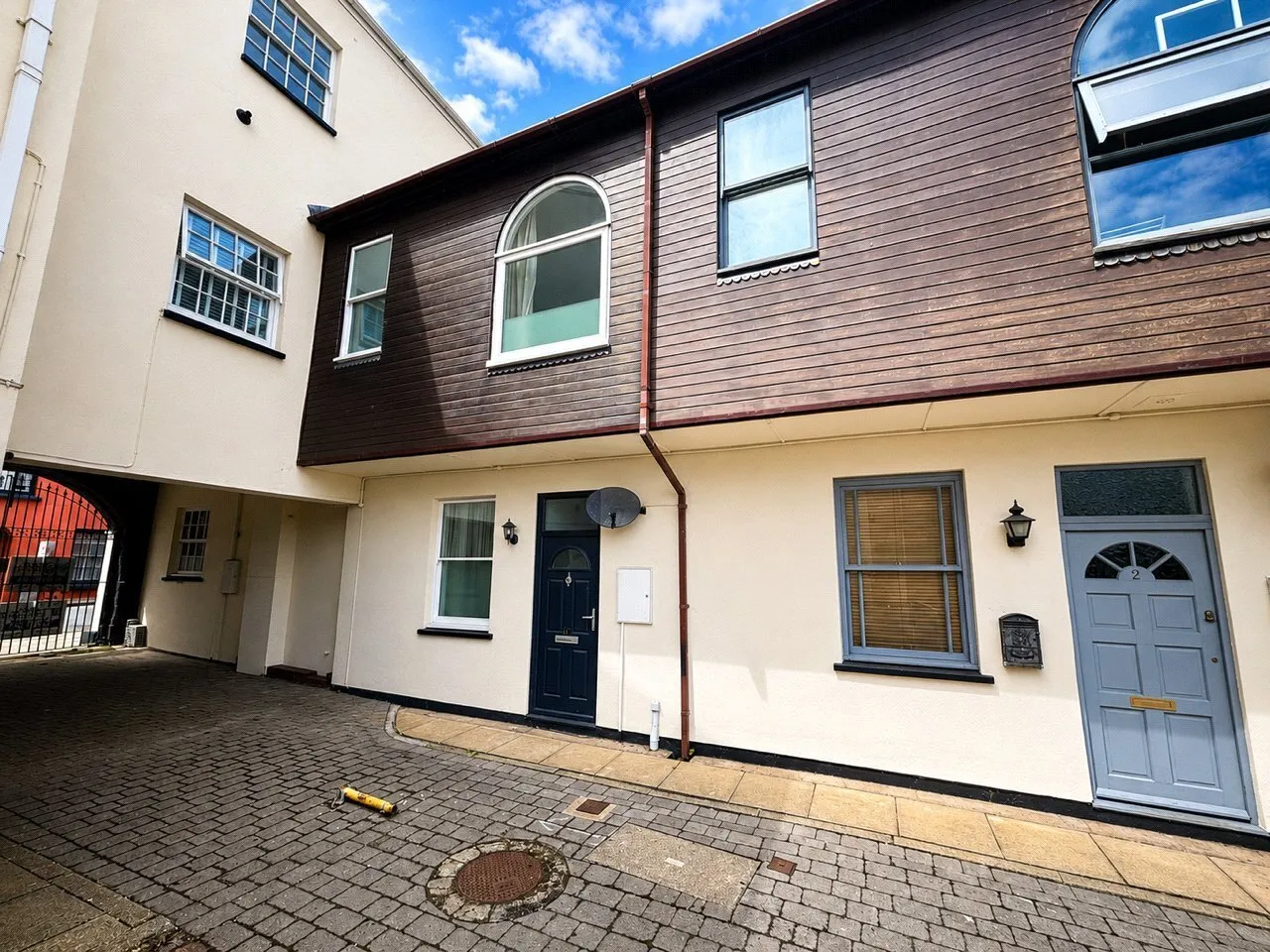 1 bed flat for sale, Market Street, Narberth, SA67