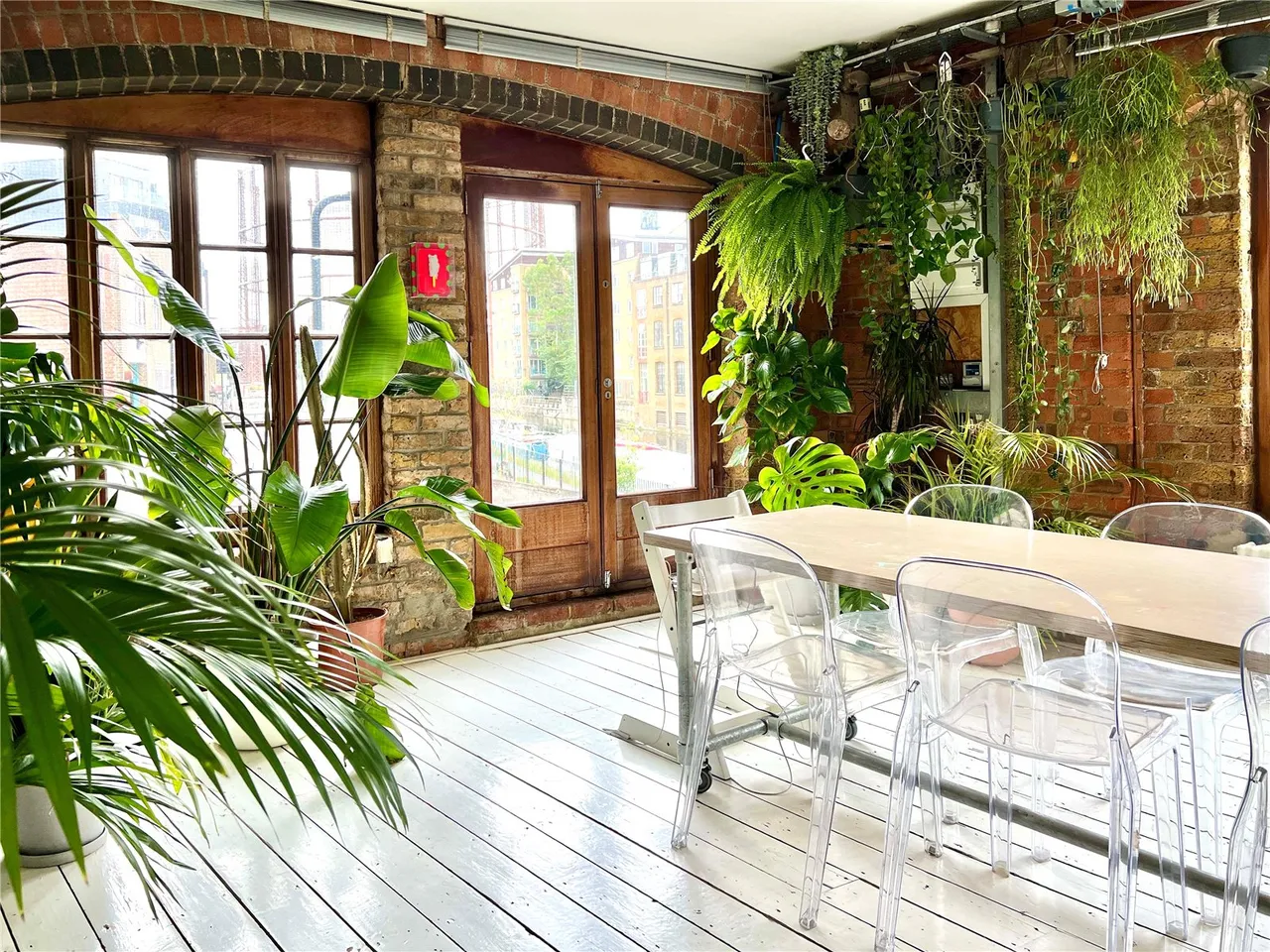 Andrews Road, London, E8, photo 9