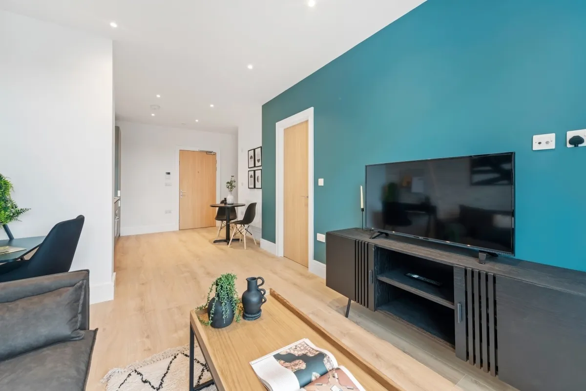 Pyrcroft Road, Chertsey, KT16, photo 3