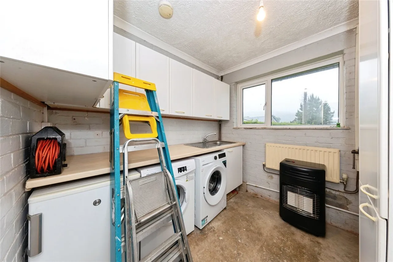 Maes Y Groes, Carmarthen, SA32, photo 9