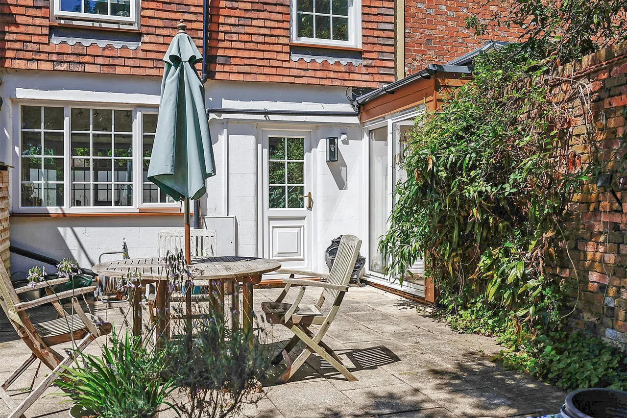 The Street, Capel, RH5, photo 14