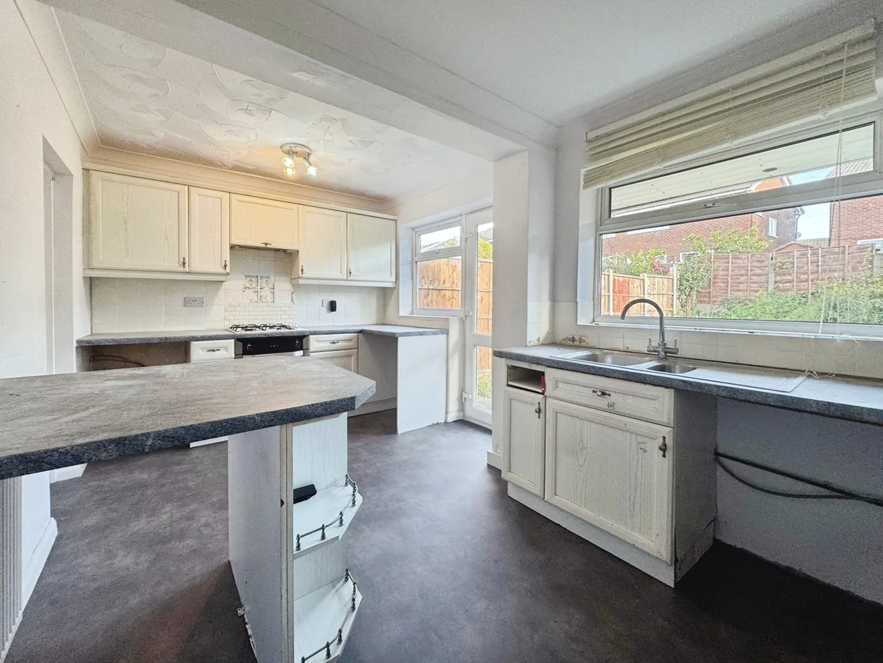 Irlam Road, Flixton, M41, photo 5