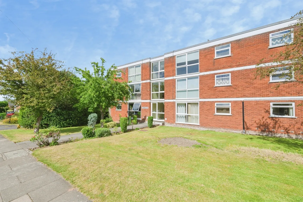 2 bed flat for sale, Blackberry Lane, Sutton Coldfield, B74