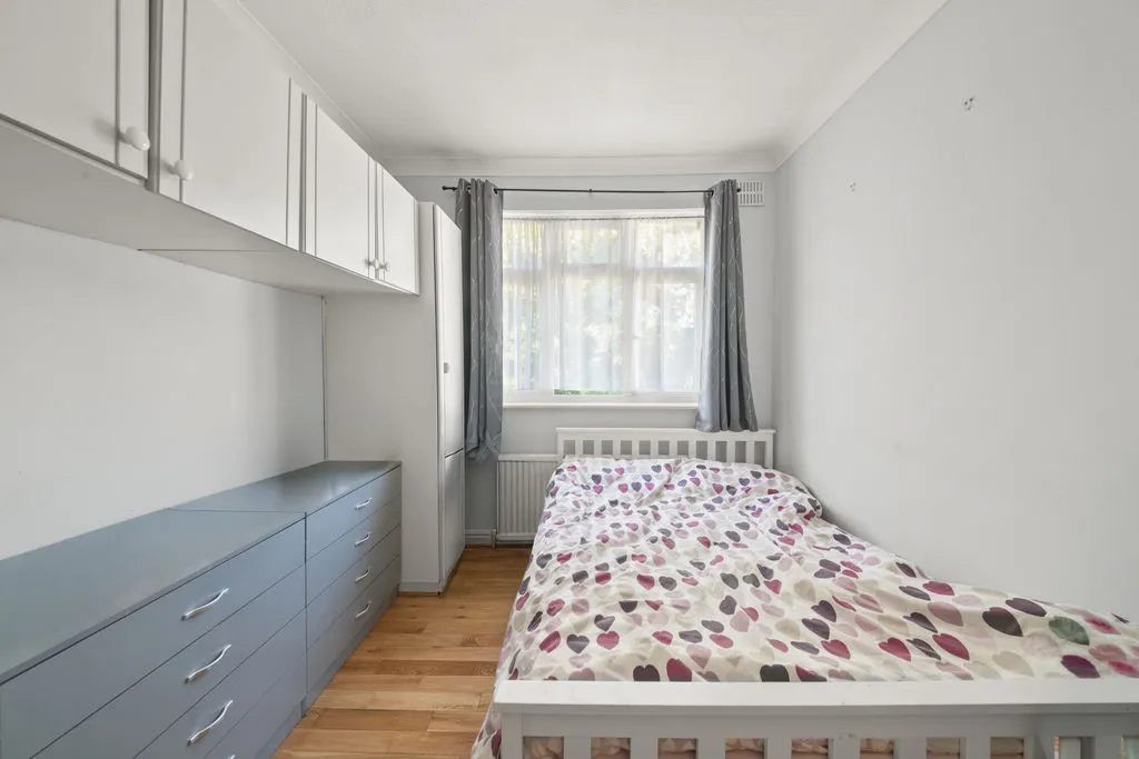 Oldfield Lane North, Greenford, photo 11