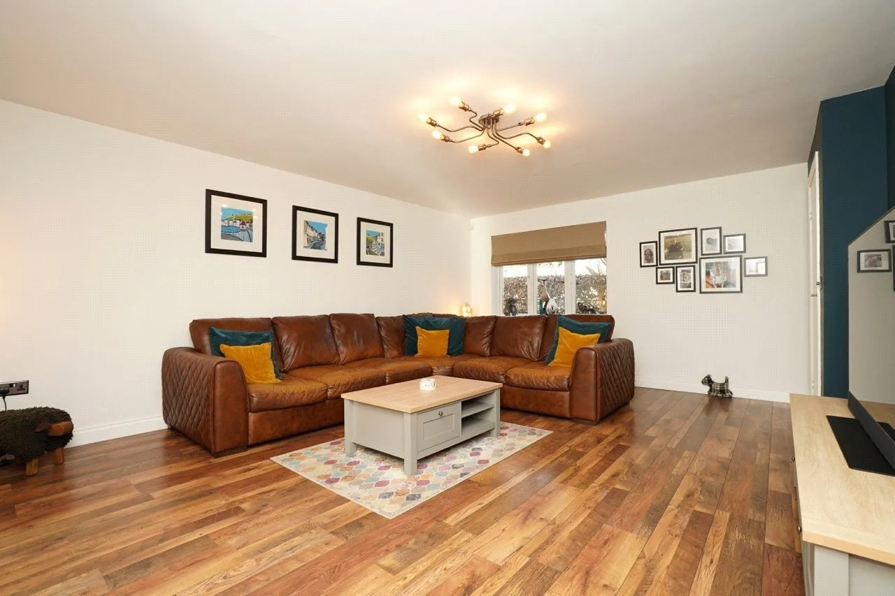 4 bed house for sale — Locomotion Lane, Darlington, Durham, DL2