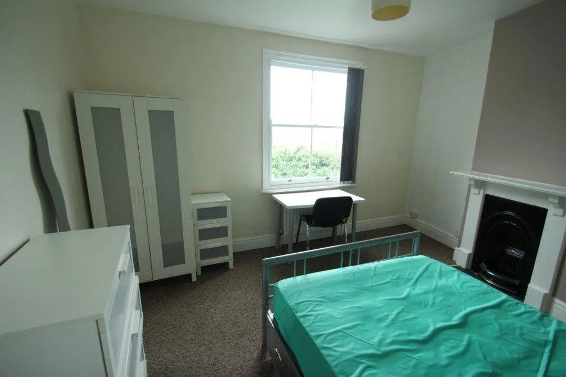 Lorne Road, LE2, photo 13