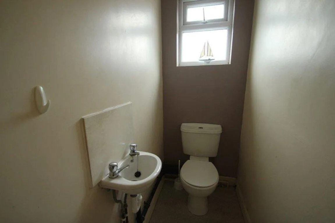 Lorne Road, LE2, photo 11