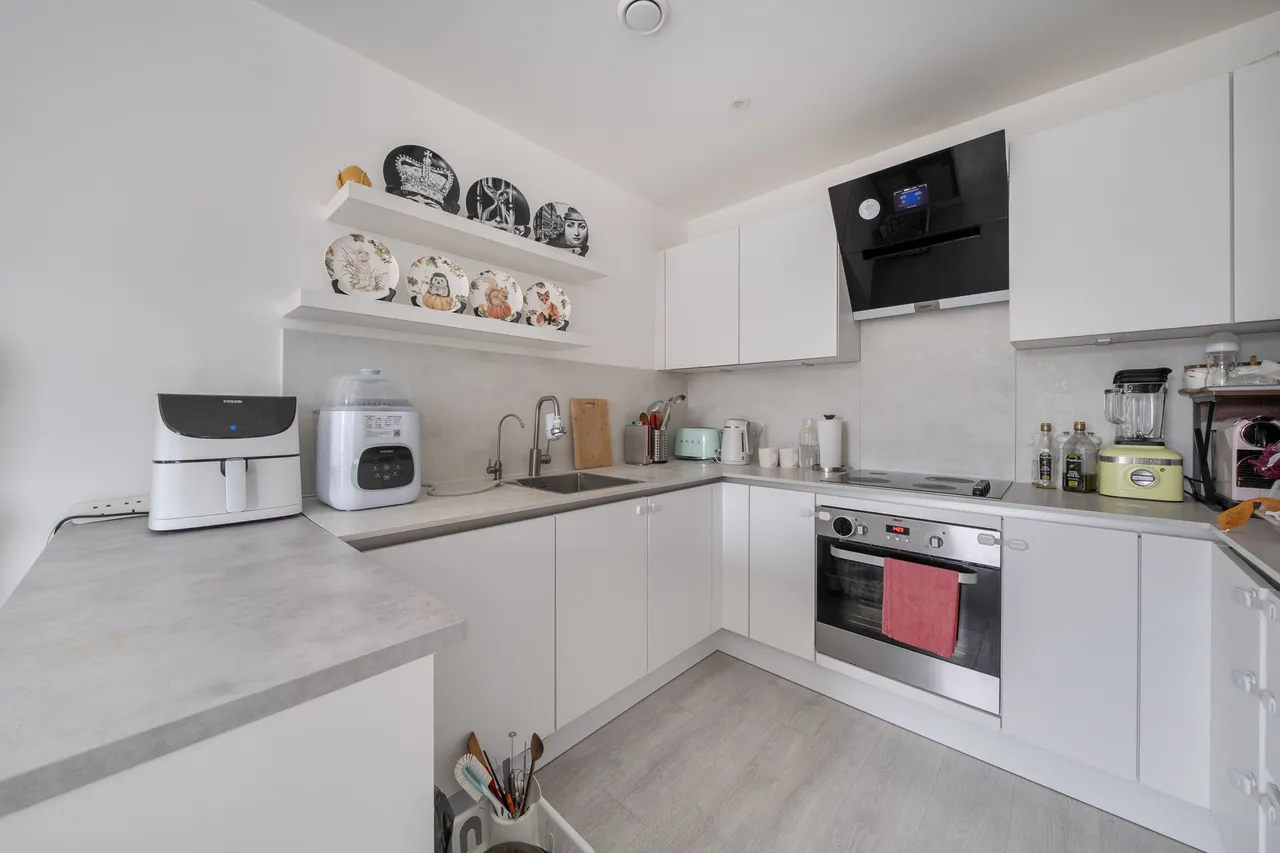Flat 41, Hazeview Apartments, Hargrave Drive, Harrow, photo 4
