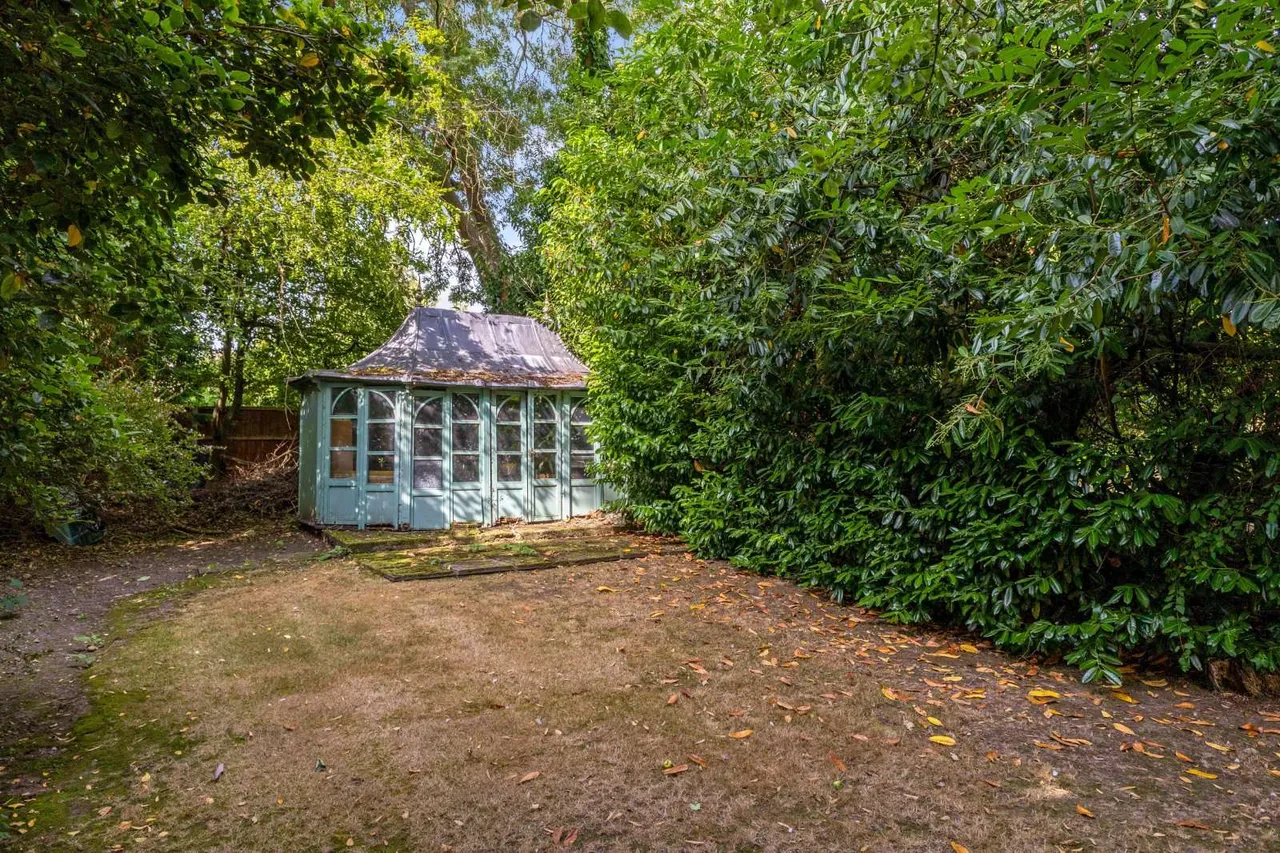 Carpenters Wood Drive, Chorleywood, WD3, photo 13
