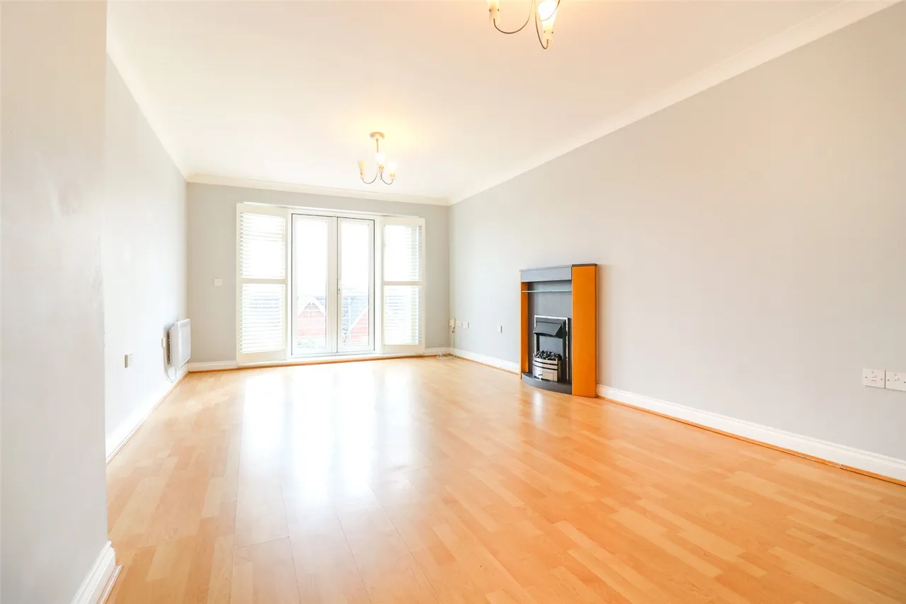 Old Dairy Close, Fleet, Hampshire, GU51 3SJ, photo 2