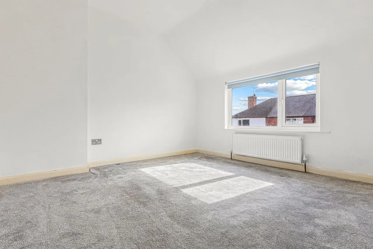 Curzon Avenue, Wigston, LE18, photo 7