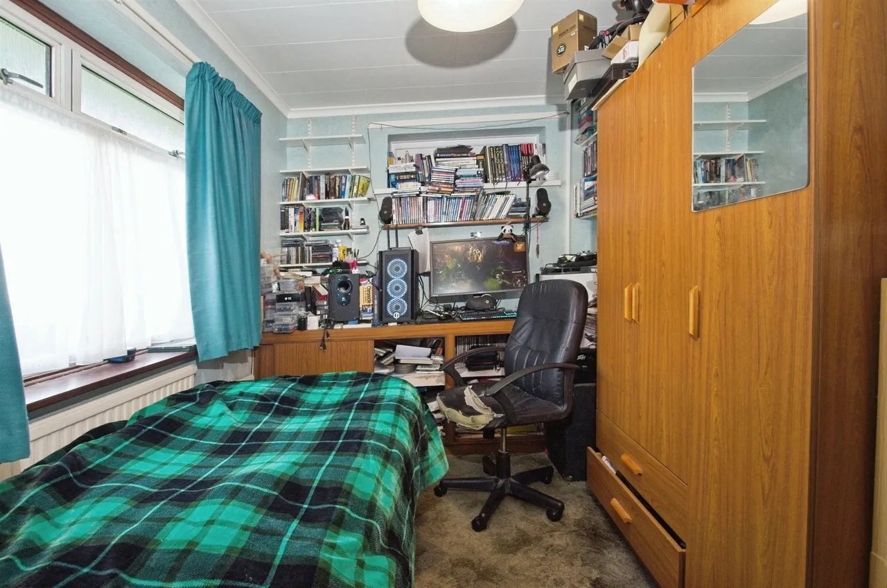 West Park Drive, Porthcawl, CF36, photo 16