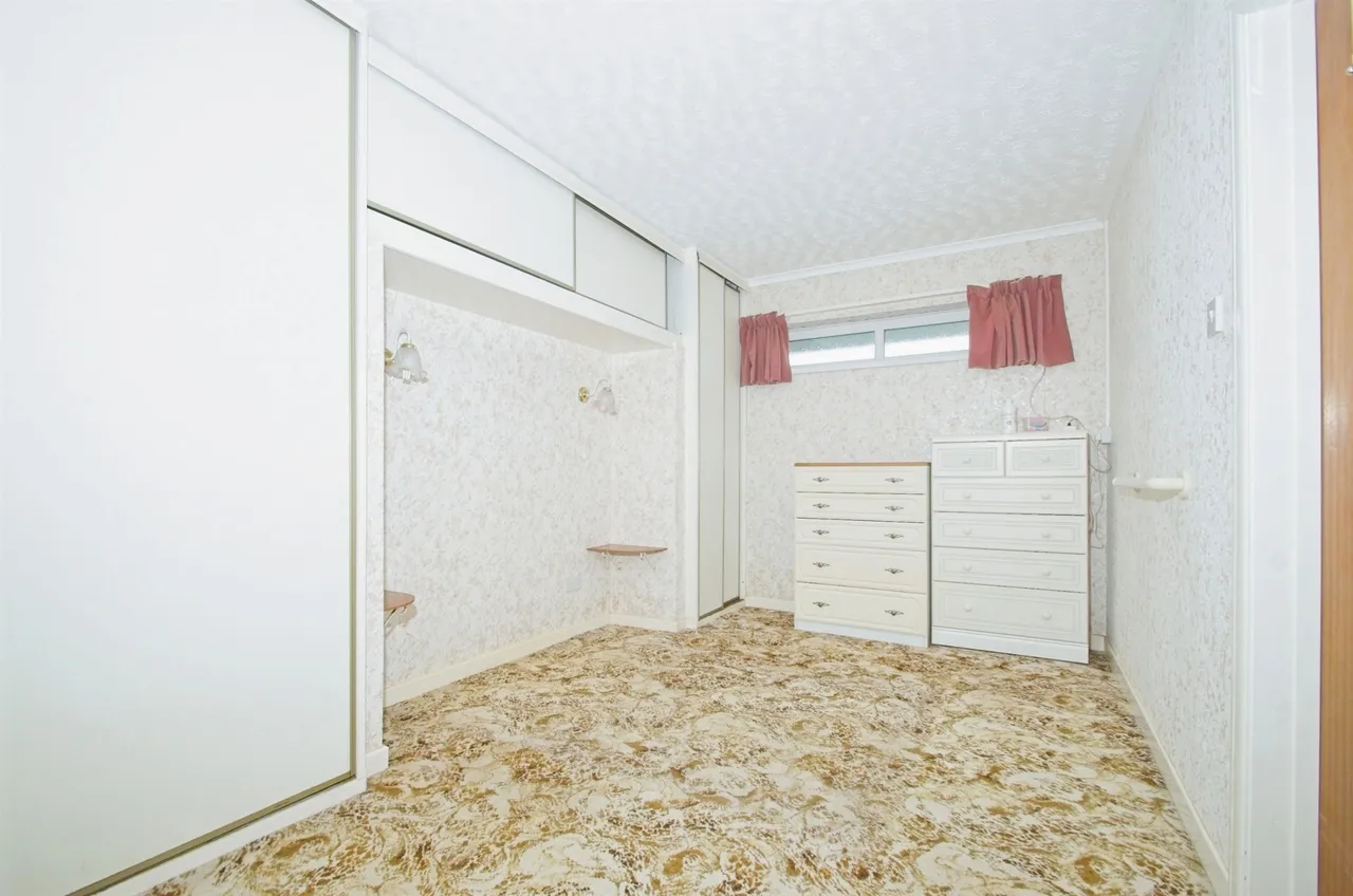 West Park Drive, Porthcawl, CF36, photo 13