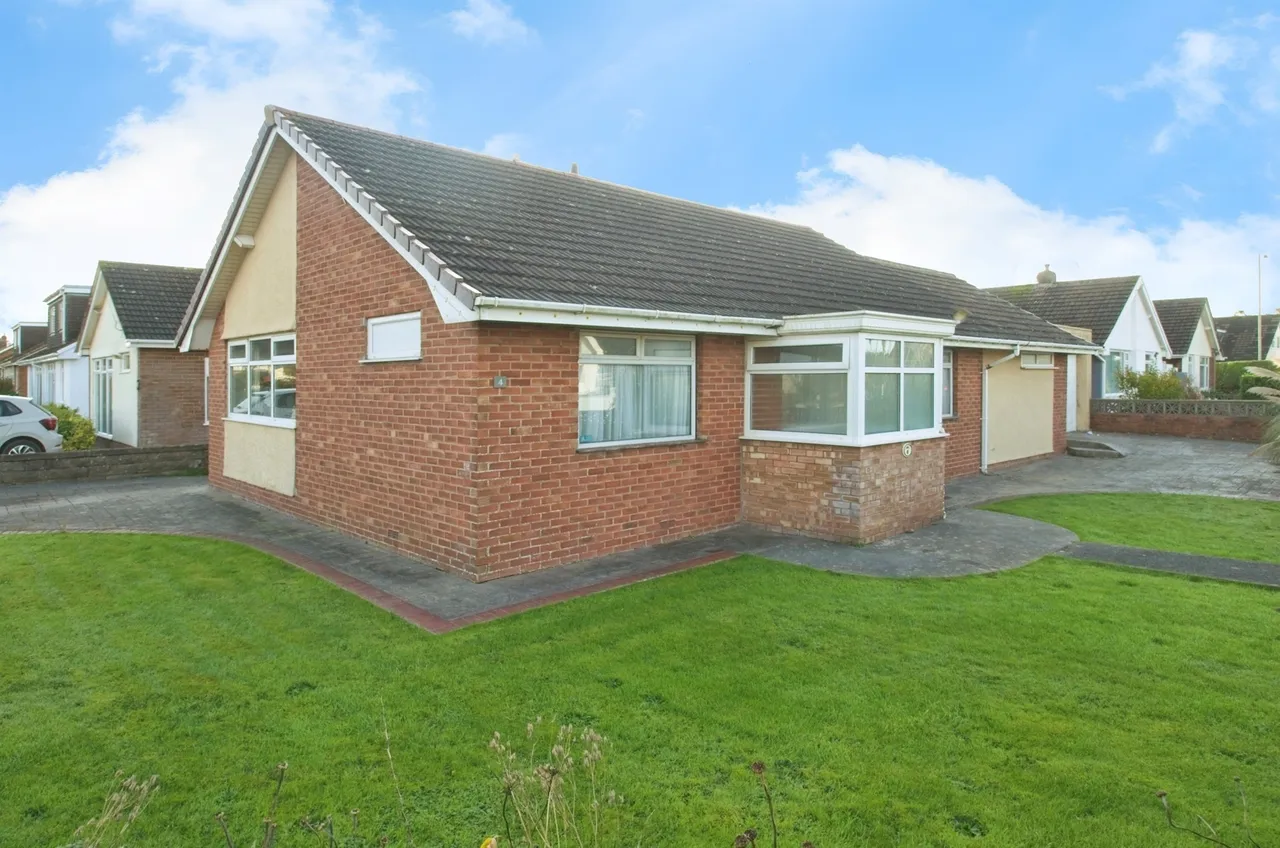 West Park Drive, Porthcawl, CF36, photo 5