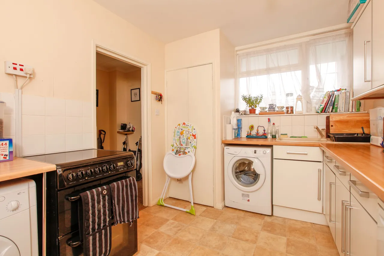 100 Whitworth Road, London, photo 6
