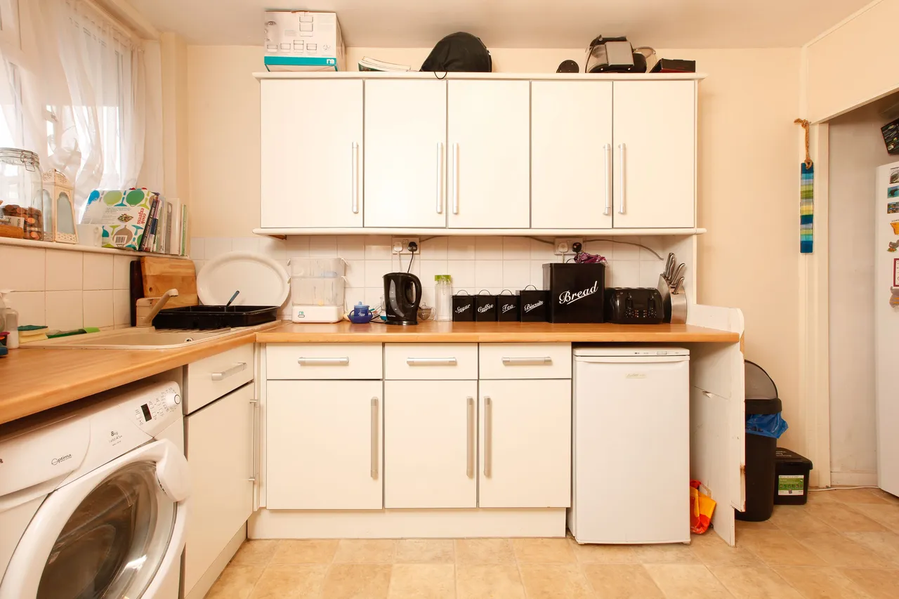 100 Whitworth Road, London, photo 2