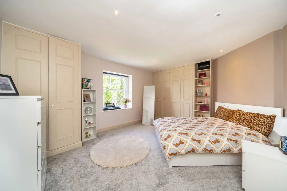 Kirkstall Road, SW2, photo 6