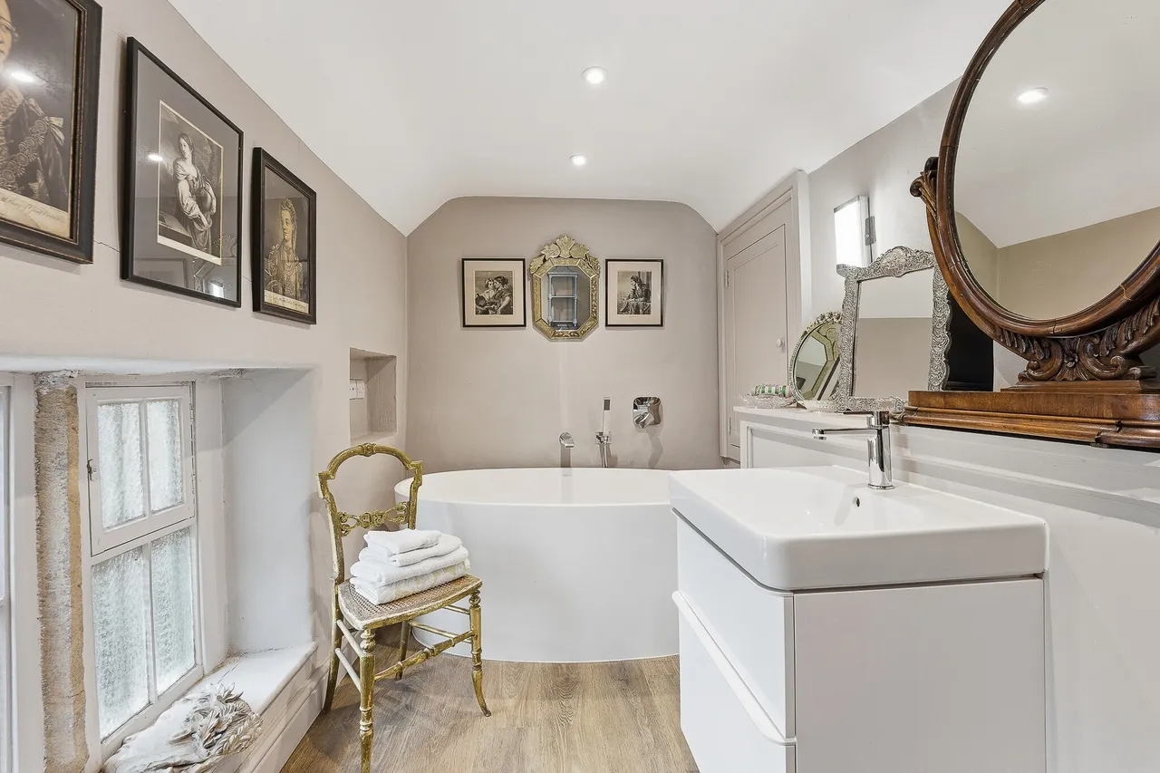Rutland Square, Bakewell, DE45, photo 9