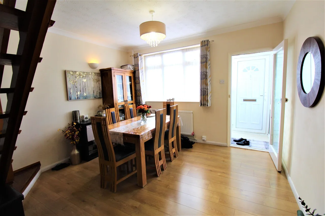Rosebery Road, Grays, Essex, RM17 5YT, photo 4