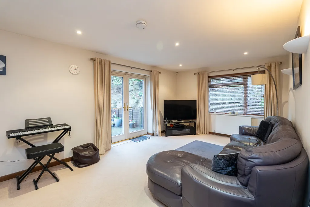 Tower Hill Road, Dorking, RH4, photo 4