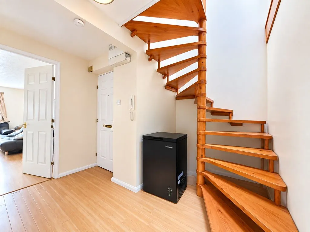 Bushwood Drive, London, SE1, photo 11