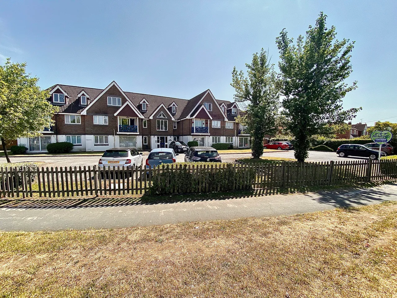 New Poplars Court, Ash Street, Aldershot, GU12 6LH, photo 10