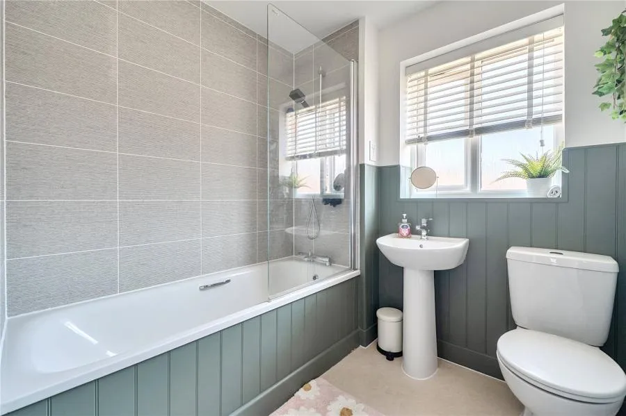 Castello Road, Brockworth, GL3, photo 9