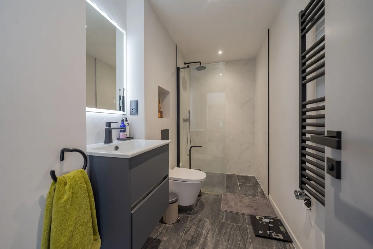 Harrow Road, London, W9, photo 5