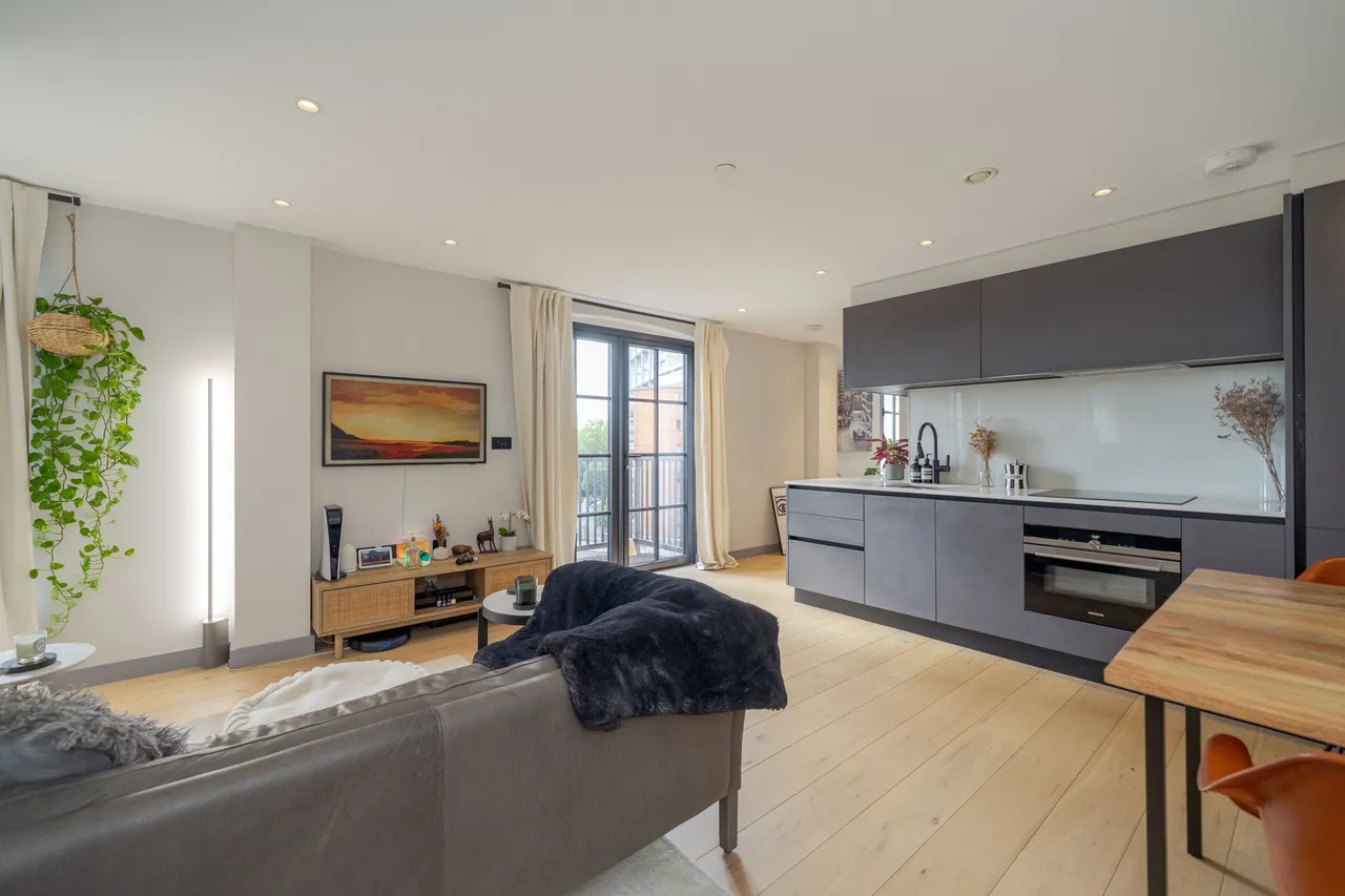 Harrow Road, London, W9, photo 12