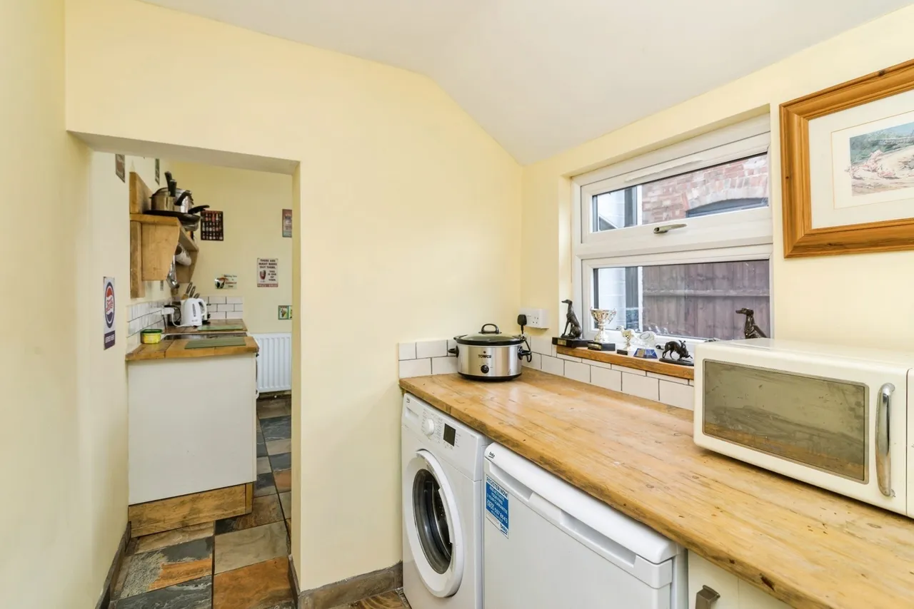 Victoria Road, Lowestoft, Suffolk, NR33, photo 20