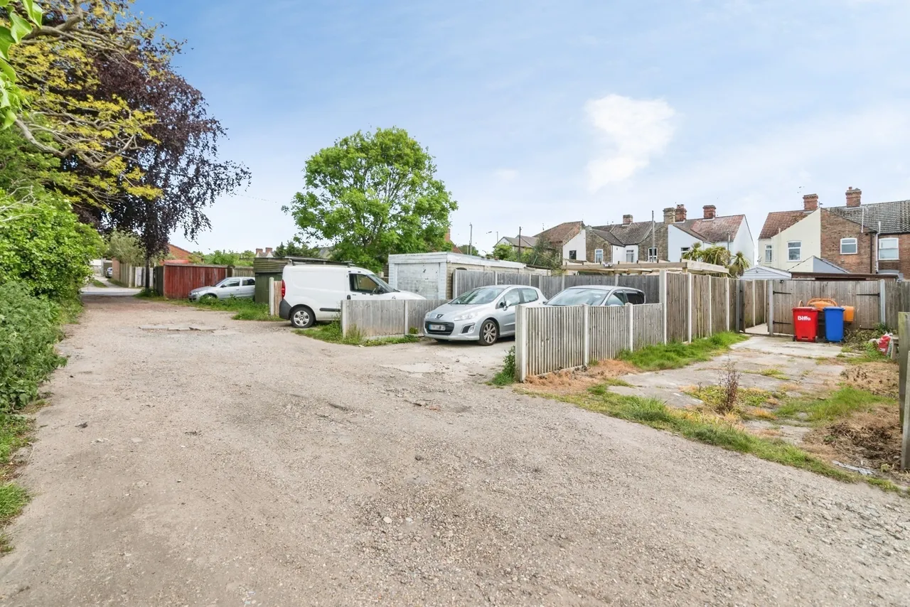 Victoria Road, Lowestoft, Suffolk, NR33, photo 12