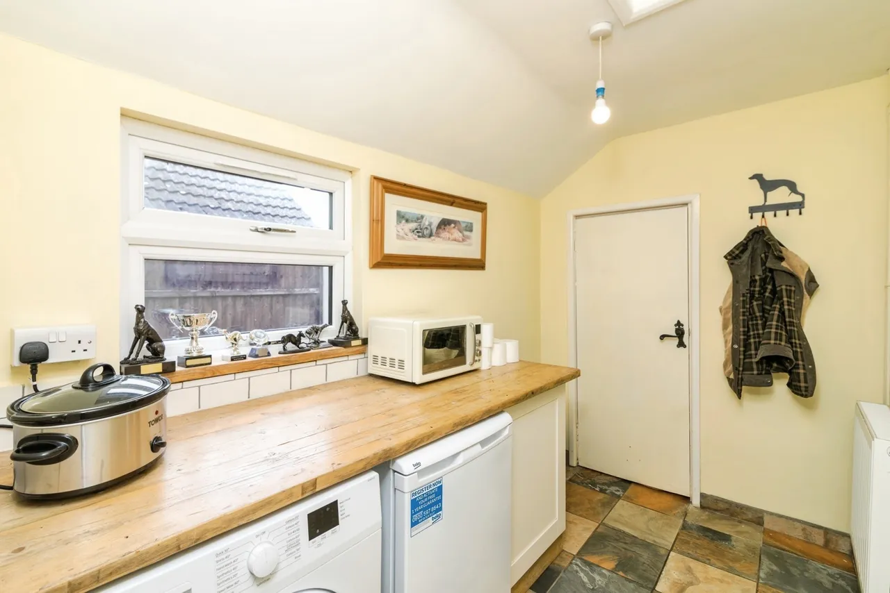 Victoria Road, Lowestoft, Suffolk, NR33, photo 19