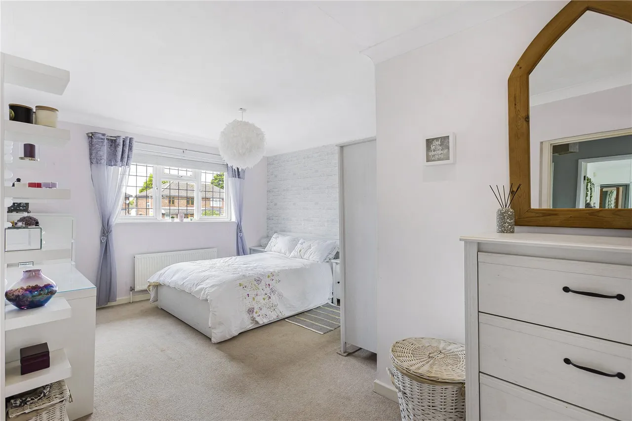 Bluebridge Road, Brookmans Park, Hertfordshire, AL9 7SA, photo 14