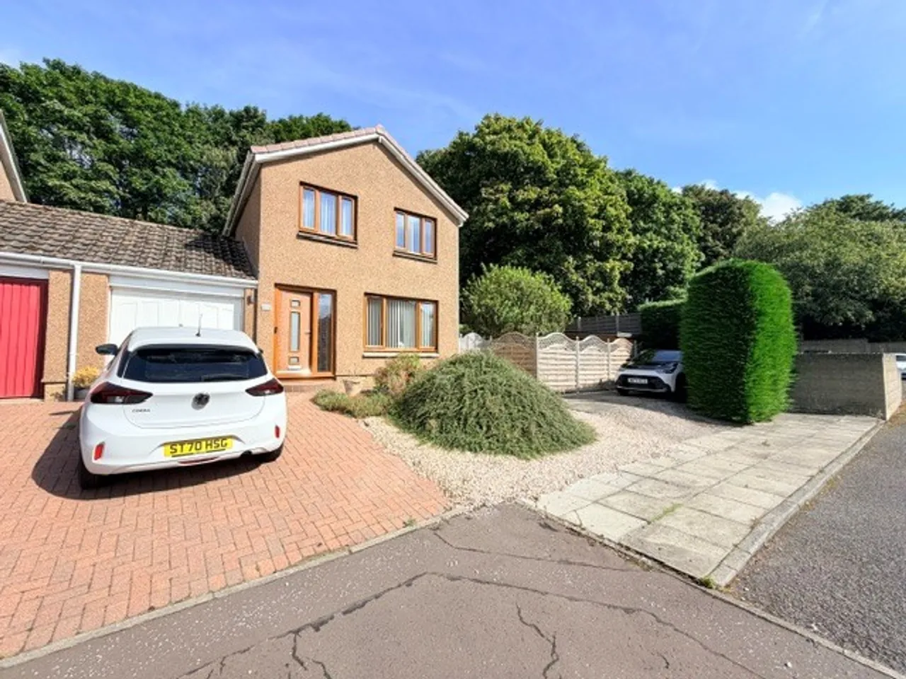 3 bed house for sale, Lennox Court, Glenrothes, KY6