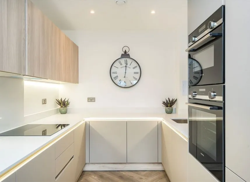 Coral Row, SW11, photo 2