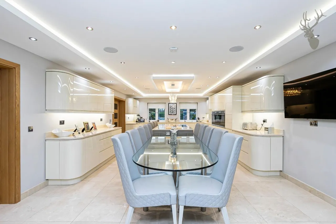 Woodman Lane, London, E4, photo 18