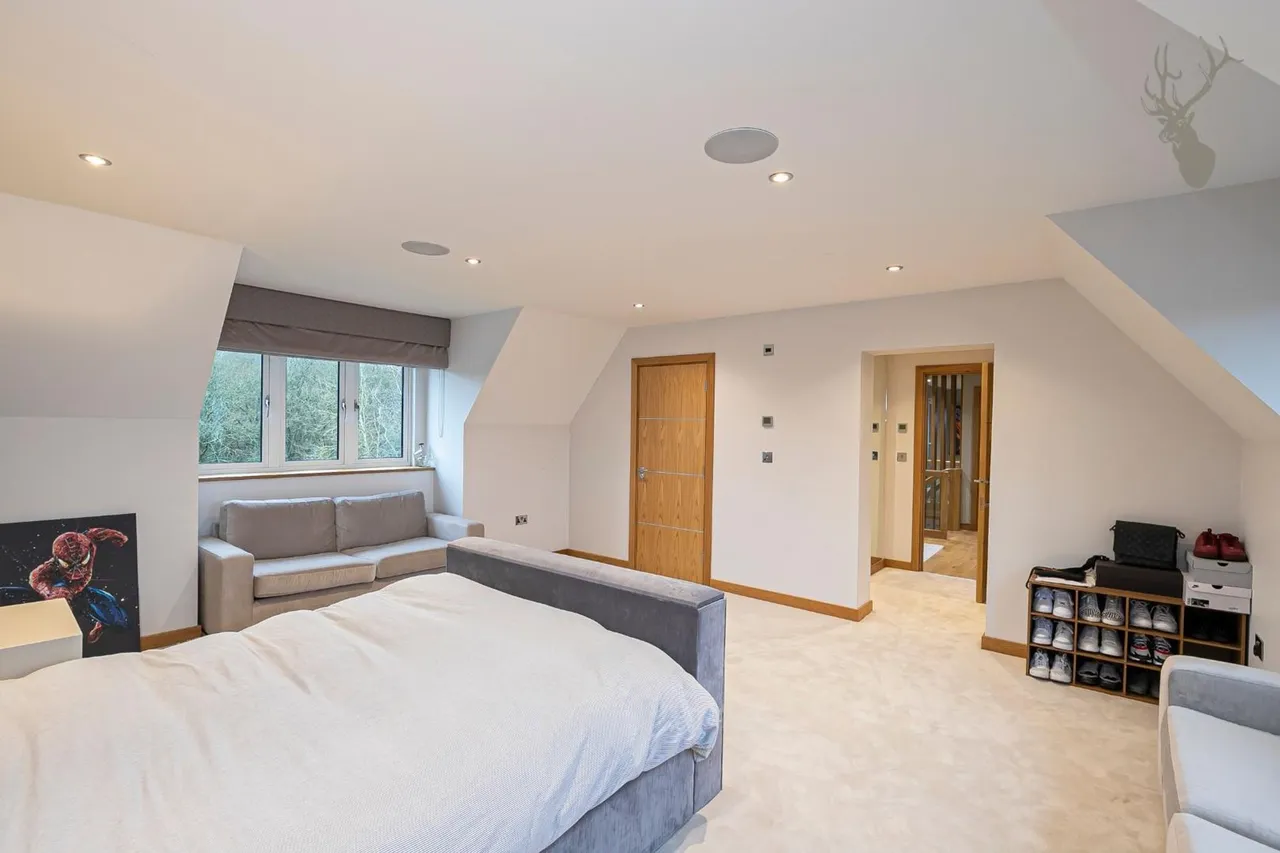 Woodman Lane, London, E4, photo 14