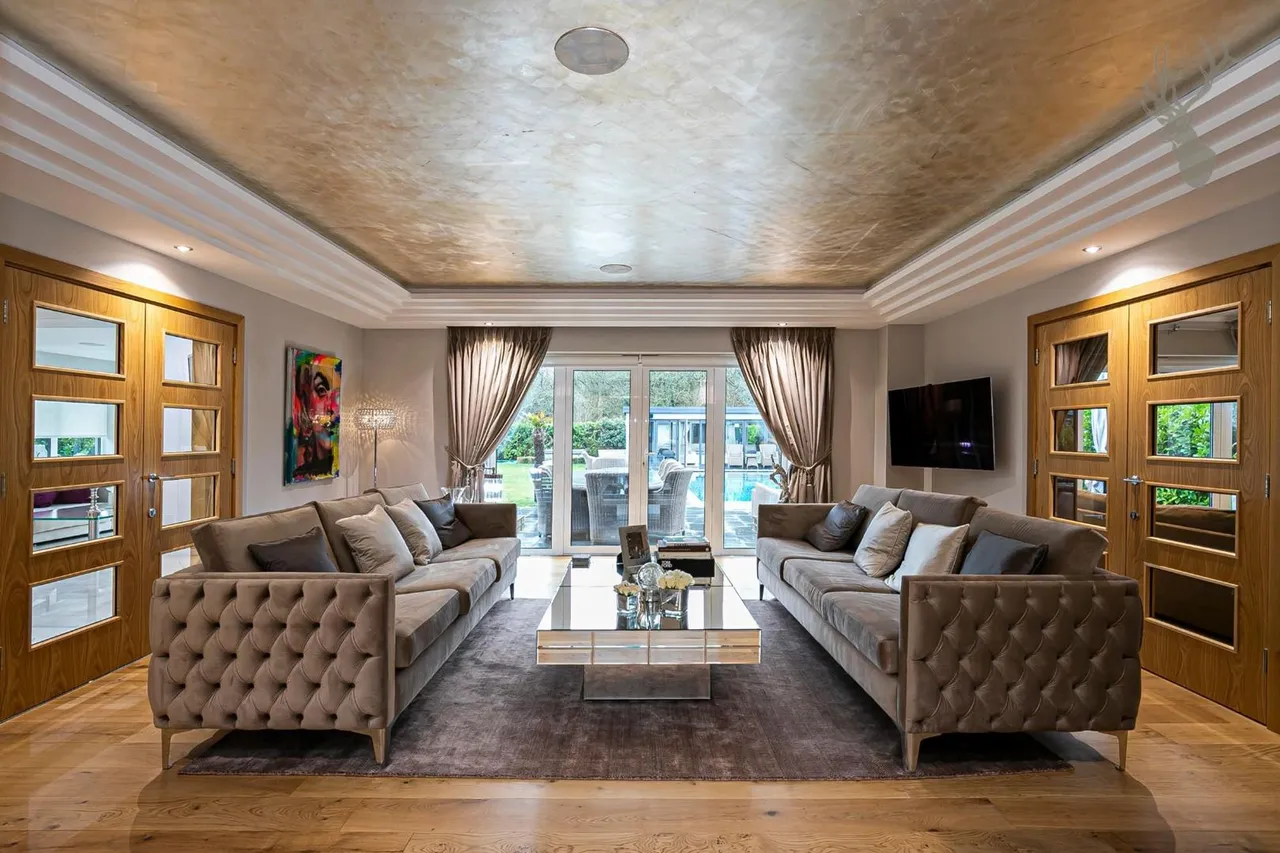 Woodman Lane, London, E4, photo 8