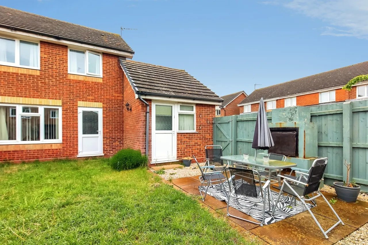 Godwit Close, Peterborough, PE7, photo 15